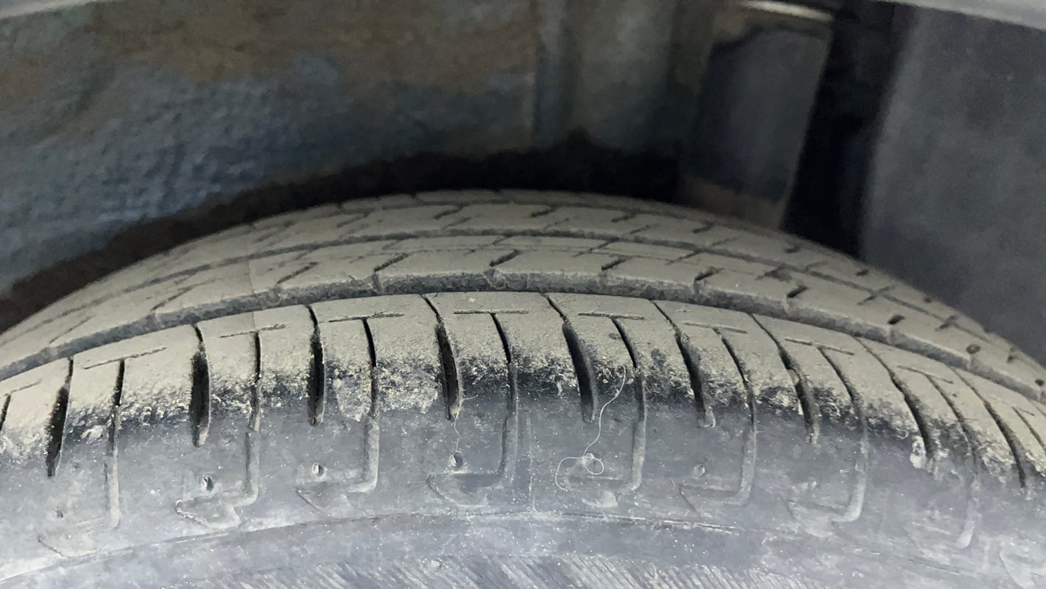 Used 2024 Maruti Suzuki Ignis Delta 1.2 MT Petrol Manual tyres LEFT REAR TYRE TREAD VIEW
