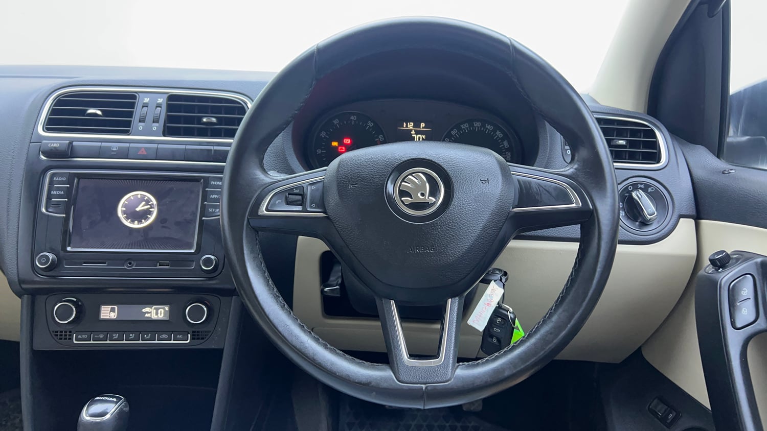 Used 2018 Skoda Rapid Style 1.6 MPI AT Petrol Automatic interior STEERING VIEW