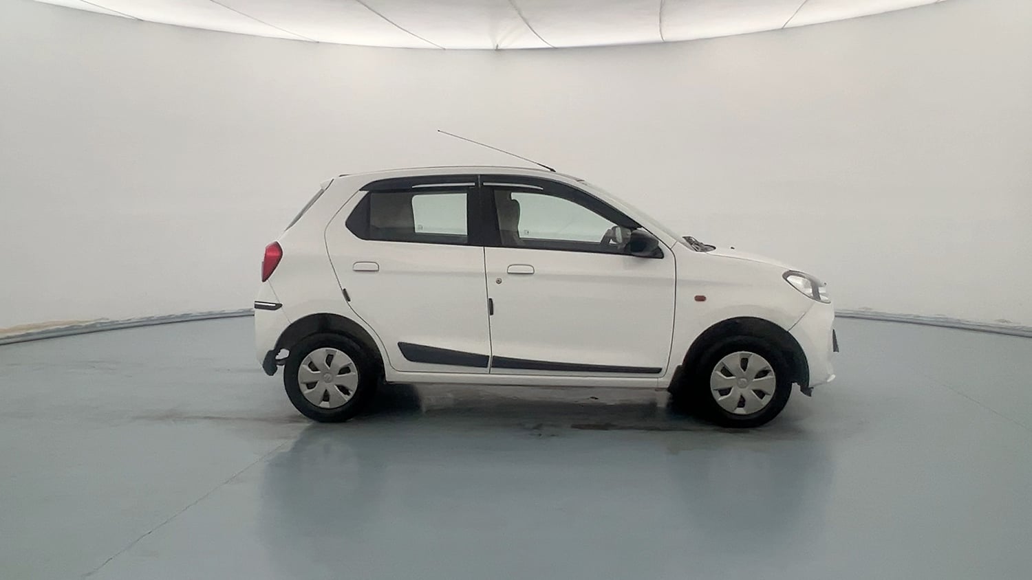 Used 2024 Maruti Suzuki Alto K10 VXi Petrol Manual exterior RIGHT SIDE VIEW