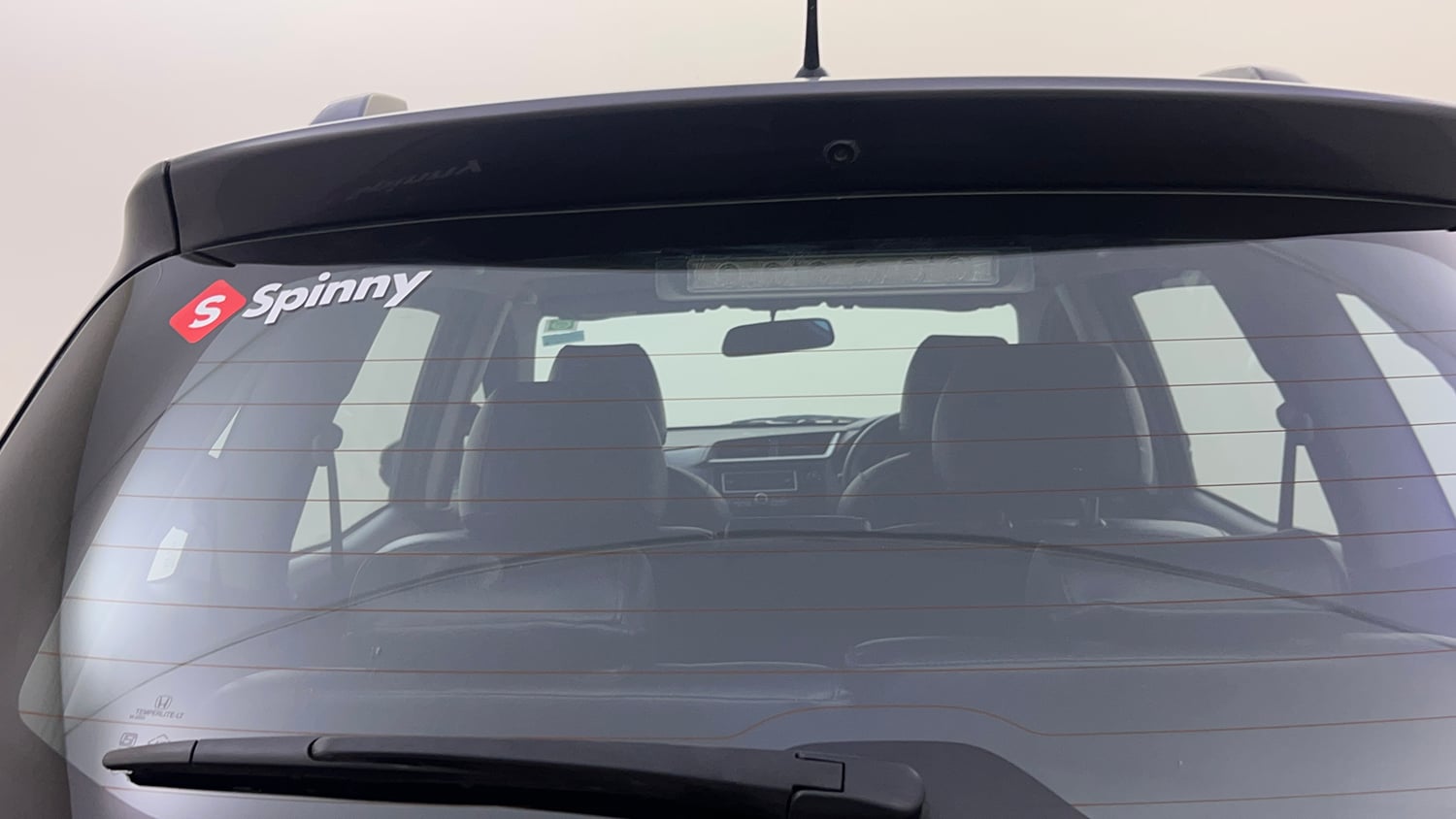 Used 2018 Honda BR-V V Petrol Petrol Manual top_features Rear wiper