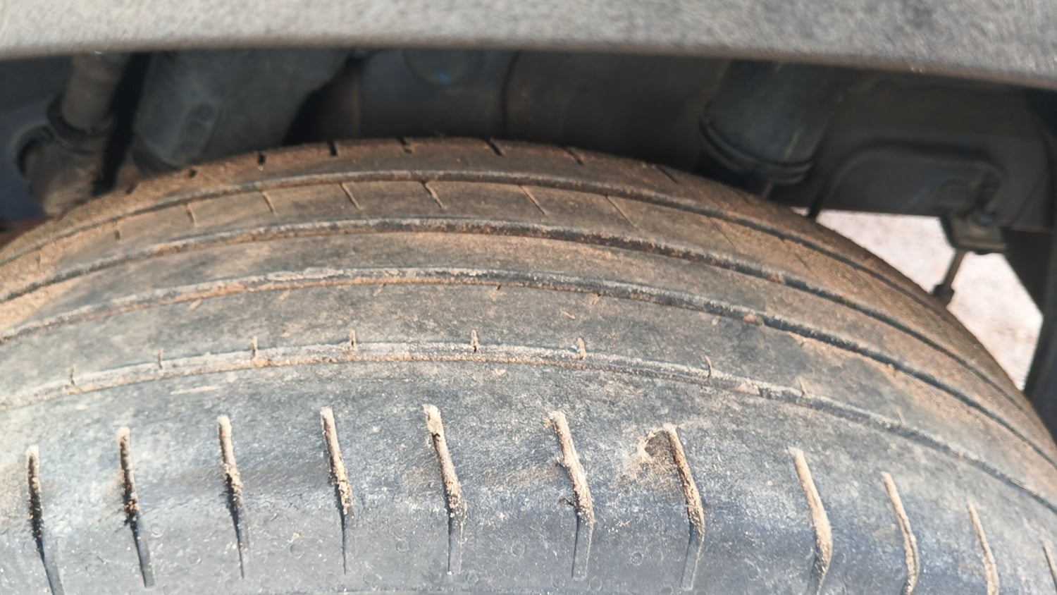 Used 2022 Hyundai Venue S 1.2 Petrol Petrol Manual tyres LEFT REAR TYRE TREAD VIEW