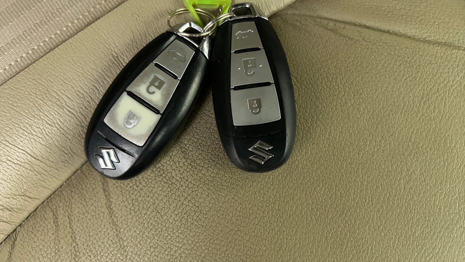 Used 2020 Maruti Suzuki Ciaz Alpha 1.5 AT Petrol Automatic extra CAR KEY VIEW