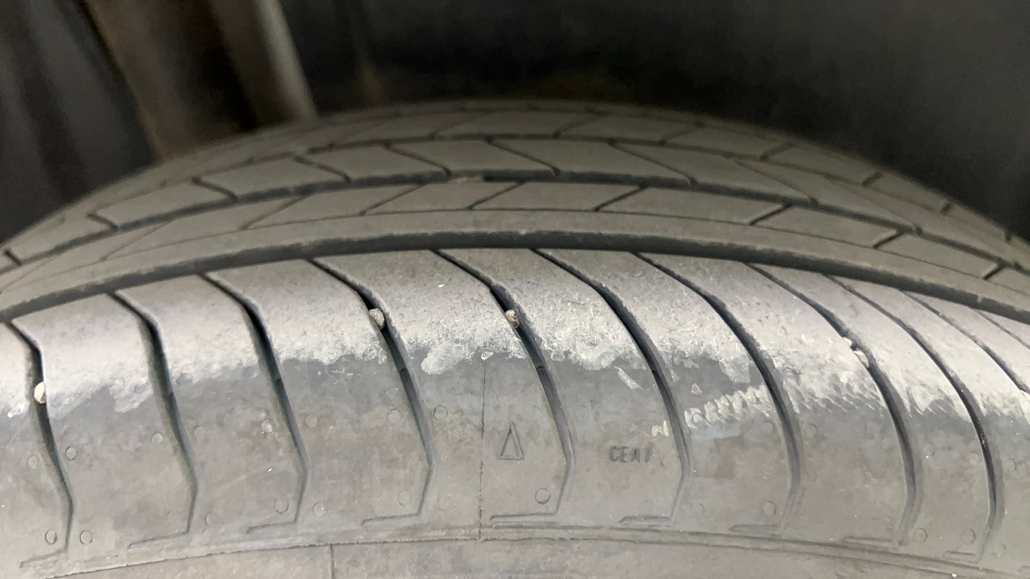 Used 2025 Maruti Suzuki Victoris VXI CNG MT 2W Cng Manual tyres RIGHT REAR TYRE TREAD VIEW