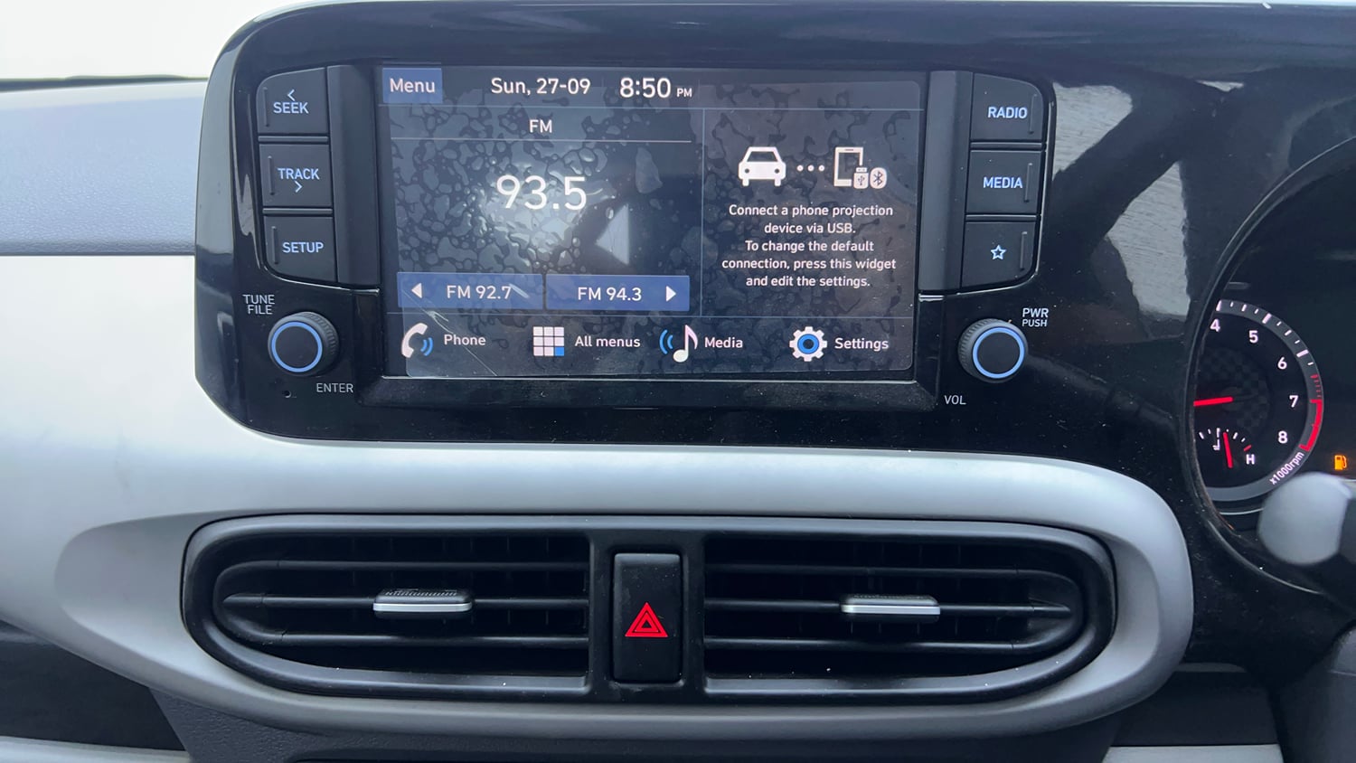 Used 2024 Hyundai Grand i10 Nios Sportz 1.2 Kappa VTVT Petrol Manual interior MUSIC SYSTEM & AC CONTROL VIEW