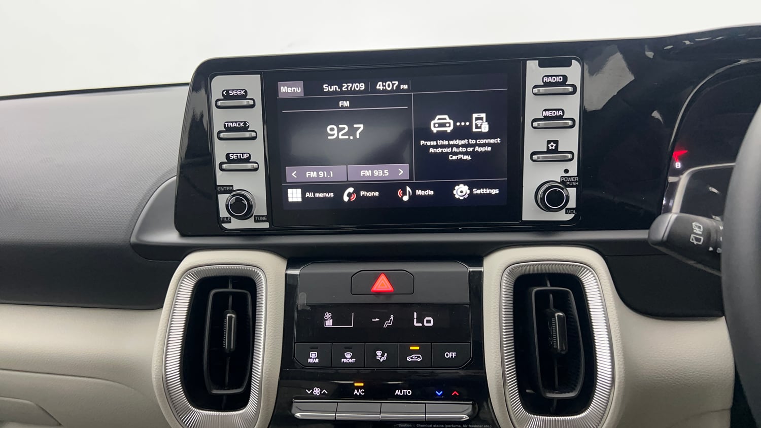 Used 2026 Kia Sonet HTK Plus 1.2 Petrol MT Petrol Manual interior MUSIC SYSTEM & AC CONTROL VIEW