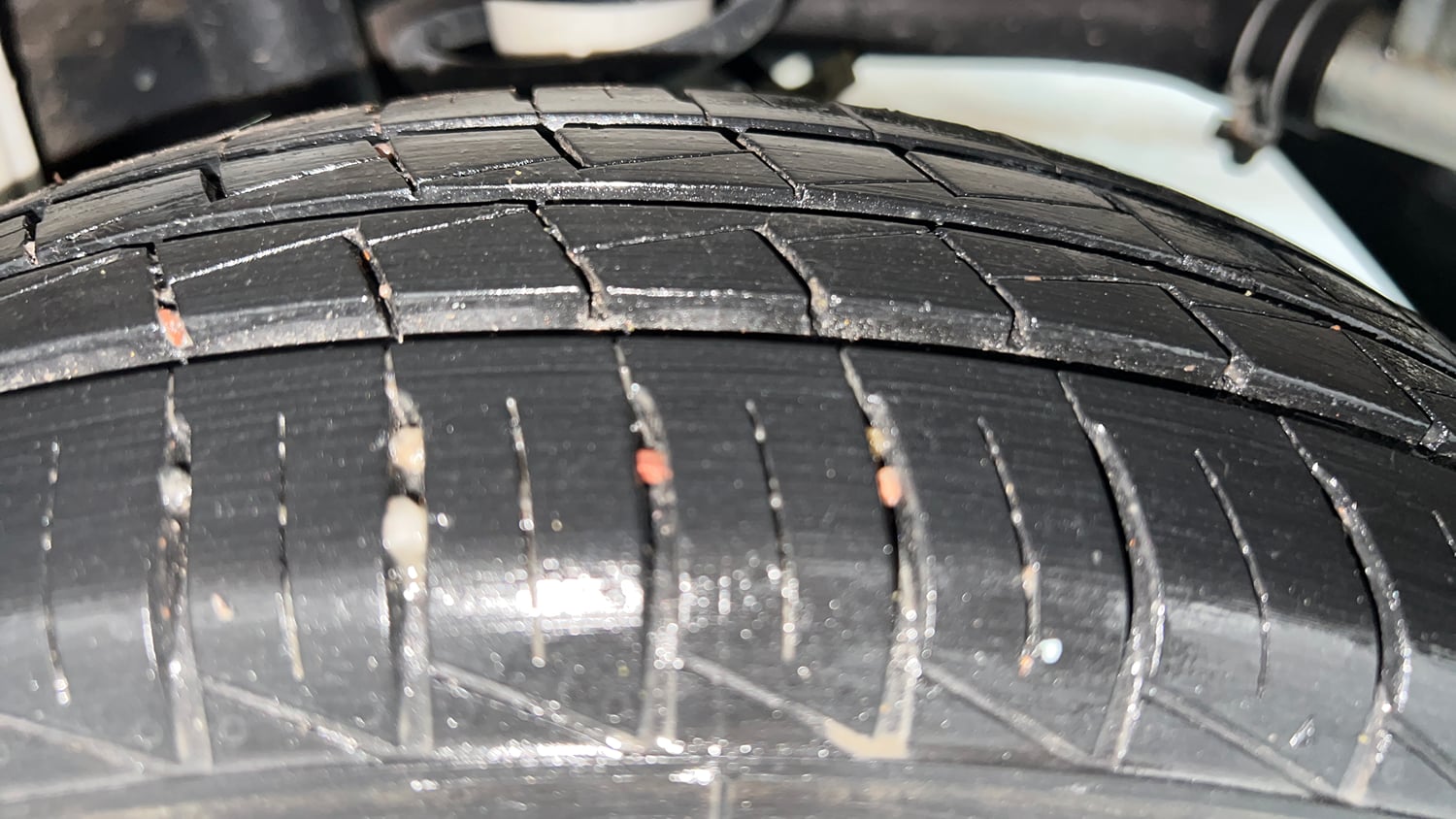 Used 2021 Maruti Suzuki Alto 800 VXi Petrol Manual tyres LEFT REAR TYRE TREAD VIEW