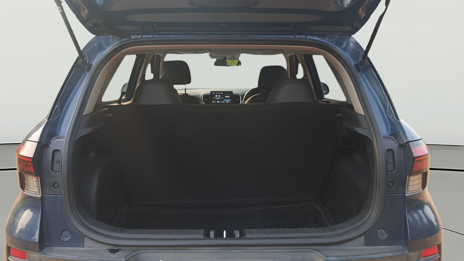 Used 2022 Hyundai Venue S 1.2 Petrol Petrol Manual interior DICKY INSIDE VIEW