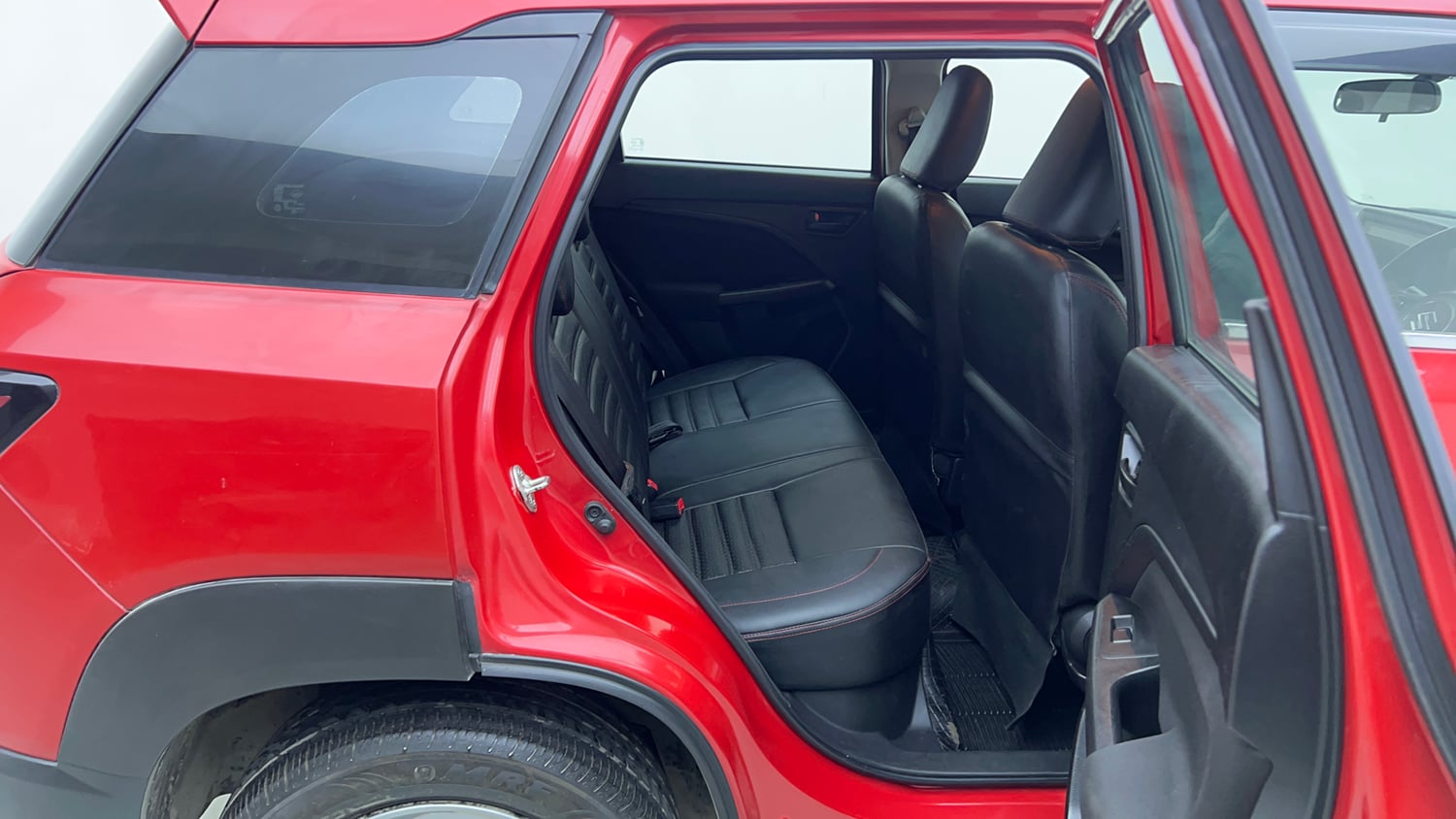 Used 2022 Maruti Suzuki Brezza Vxi AT Petrol Automatic interior RIGHT SIDE REAR DOOR CABIN VIEW