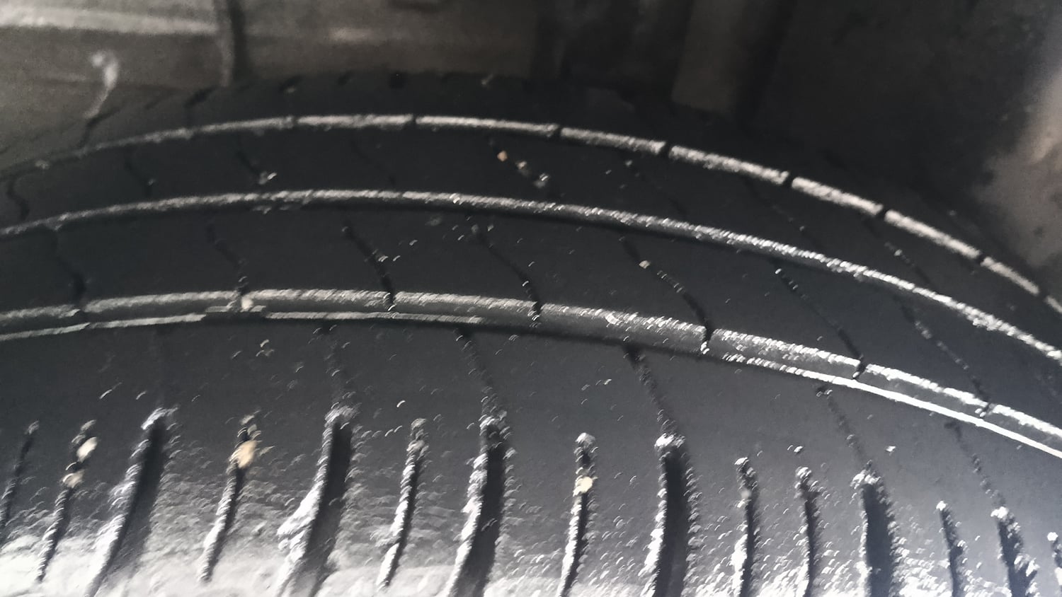 Used 2022 Tata Altroz XZ Plus i-Turbo Petrol Petrol Manual tyres LEFT REAR TYRE TREAD VIEW
