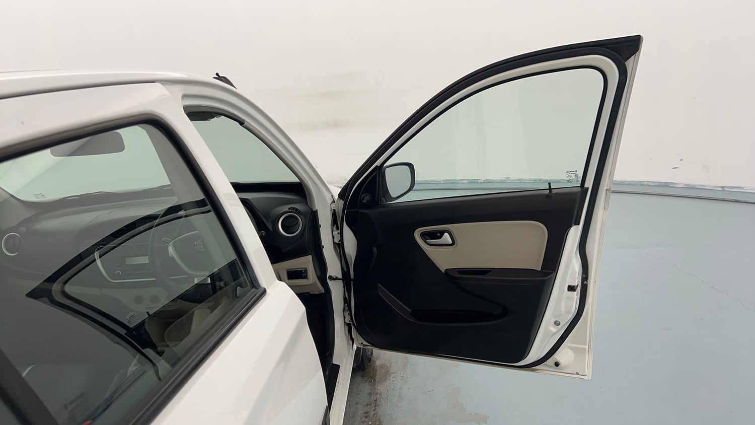 Used 2021 Maruti Suzuki Alto 800 VXi Petrol Manual interior RIGHT FRONT DOOR OPEN VIEW