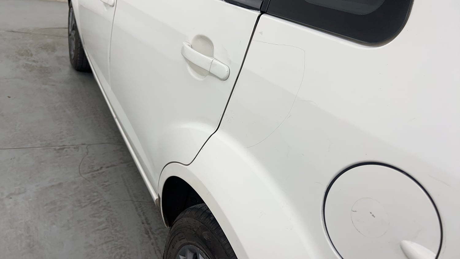 Used 2015 Ford Figo Duratec Petrol Titanium 1.2 Petrol Manual dents MINOR DENT
