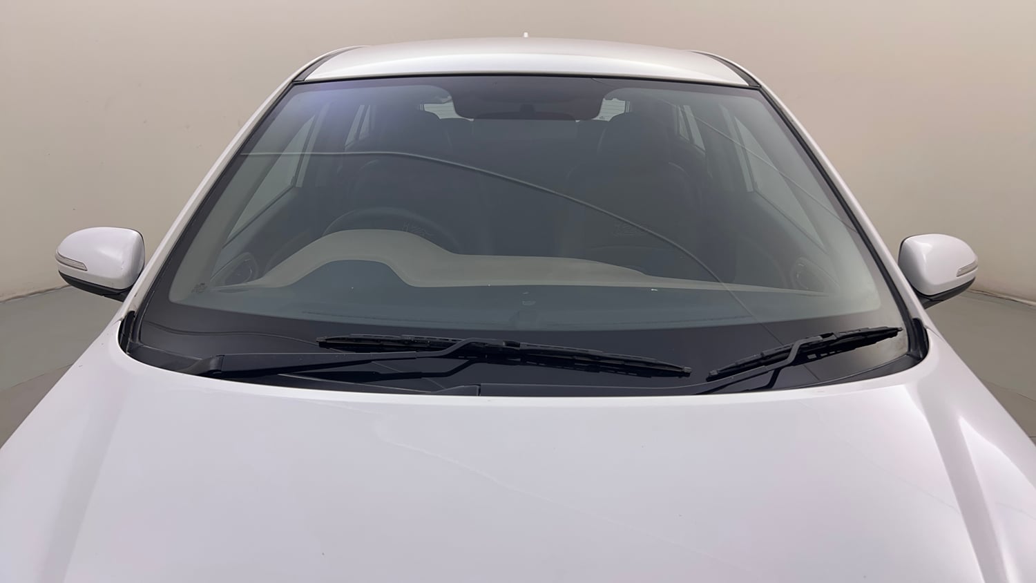 Used 2018 Hyundai Elite i20 Asta 1.2 Petrol Manual exterior FRONT WINDSHIELD VIEW