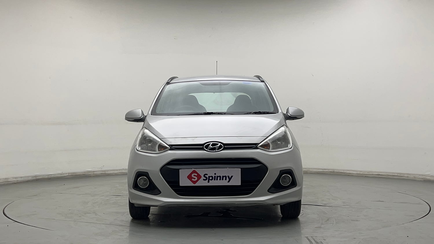 Used 2016 Hyundai Grand i10 Sportz 1.2 Kappa VTVT Petrol Manual exterior FRONT VIEW