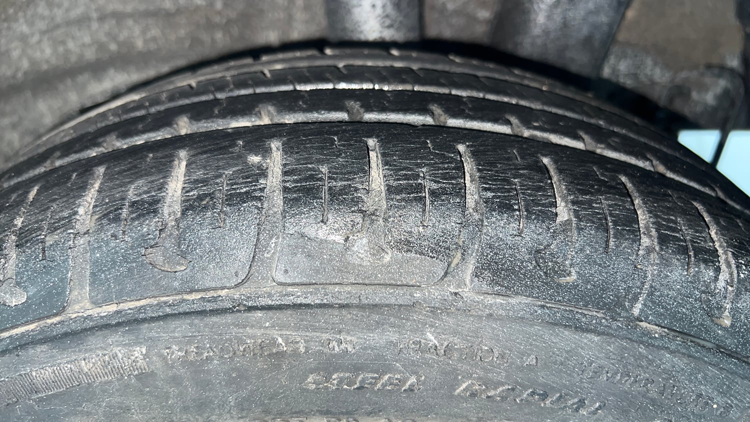 Used 2016 Hyundai Grand i10 Sportz 1.2 Kappa VTVT Petrol Manual tyres LEFT REAR TYRE TREAD VIEW