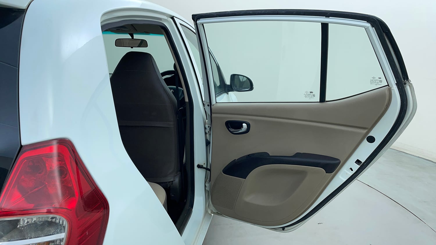 Used 2012 Hyundai i10 Sportz 1.2 Kappa2 Petrol Manual interior RIGHT REAR DOOR OPEN VIEW