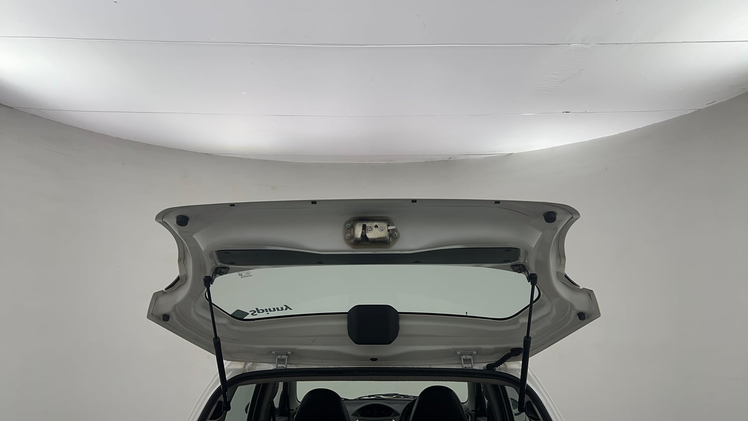 Used 2018 Maruti Suzuki Alto 800 VXi Petrol Manual interior DICKY DOOR OPEN VIEW