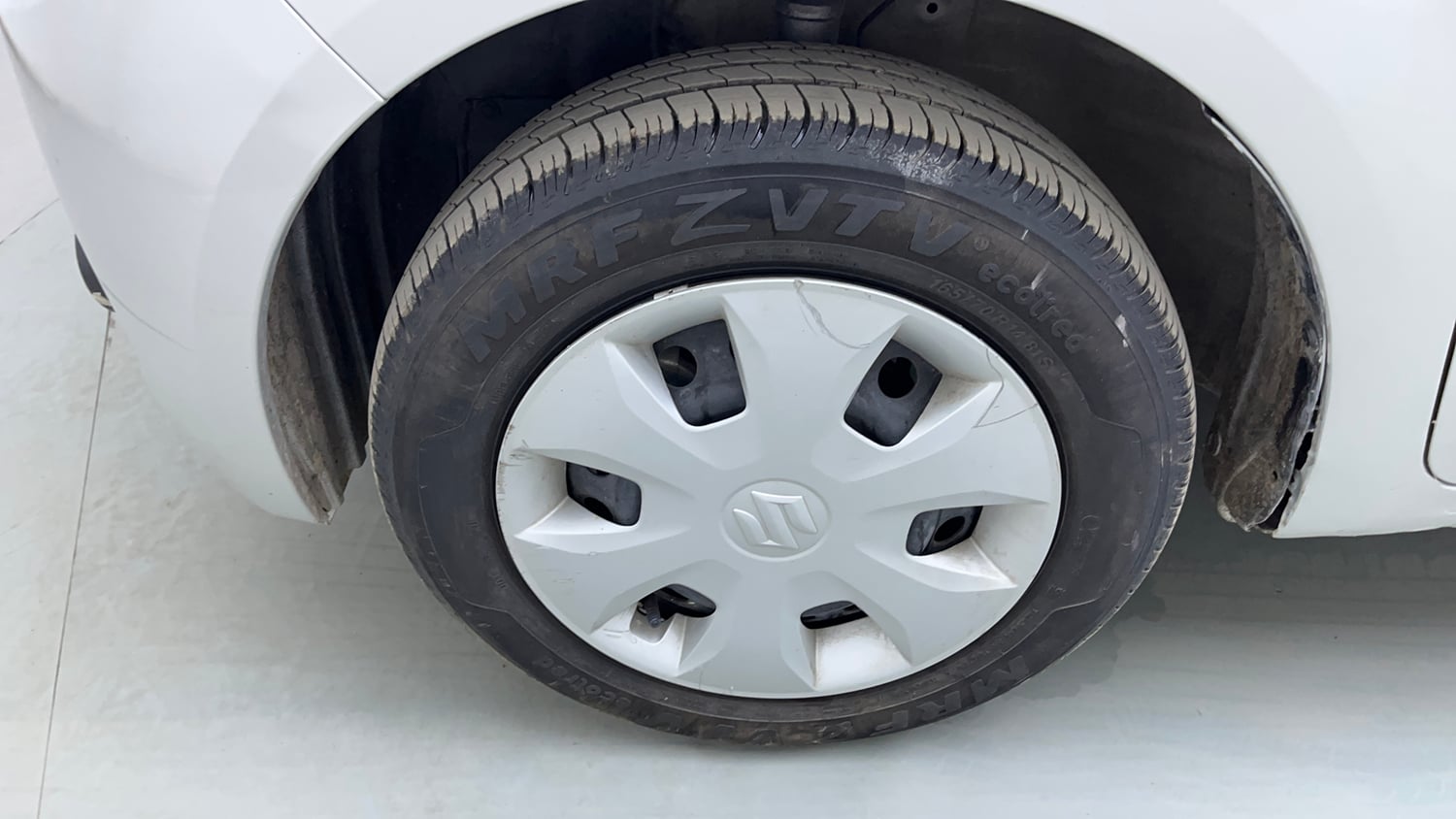 Used 2024 Maruti Suzuki Wagon R VXI 1.0 AGS Petrol Automatic tyres LEFT FRONT TYRE RIM VIEW