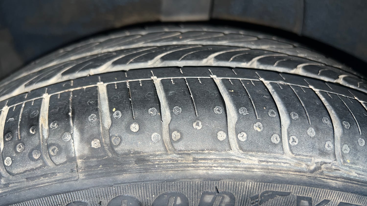 Used 2024 Hyundai Grand i10 Nios Sportz 1.2 Kappa VTVT Petrol Manual tyres RIGHT REAR TYRE TREAD VIEW