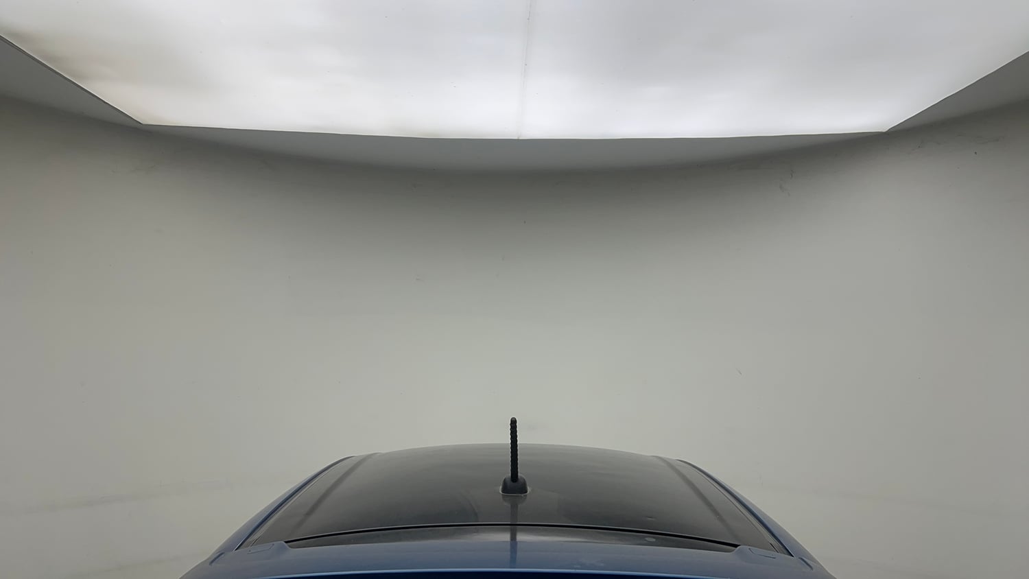 Used 2017 Maruti Suzuki Ignis  Zeta Dual Tone MT Petrol Petrol Manual exterior EXTERIOR ROOF VIEW