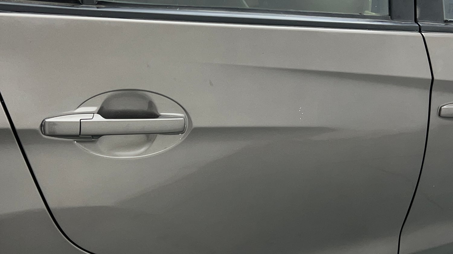 Used 2017 Honda Amaze 1.2 S i-VTEC Petrol Manual dents MINOR DENT