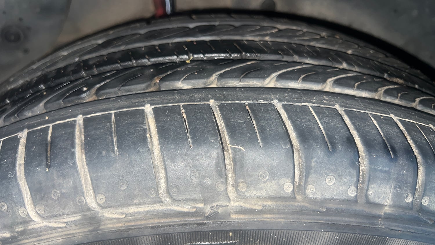 Used 2016 Hyundai Creta 1.6 SX Plus Petrol Petrol Manual tyres RIGHT REAR TYRE TREAD VIEW