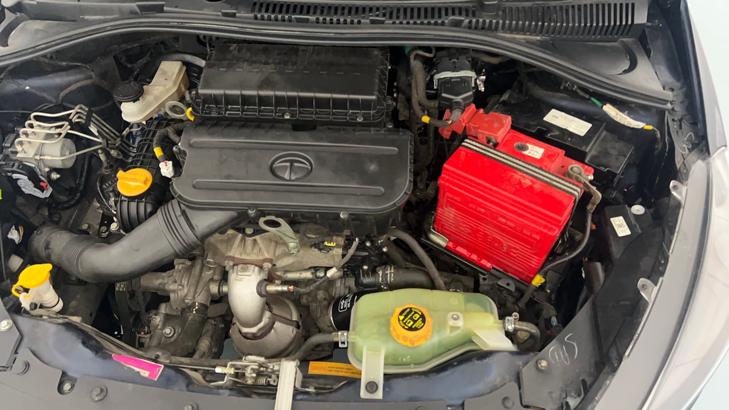 Used 2023 Tata Tigor XZ CNG Cng Manual engine ENGINE LEFT SIDE VIEW
