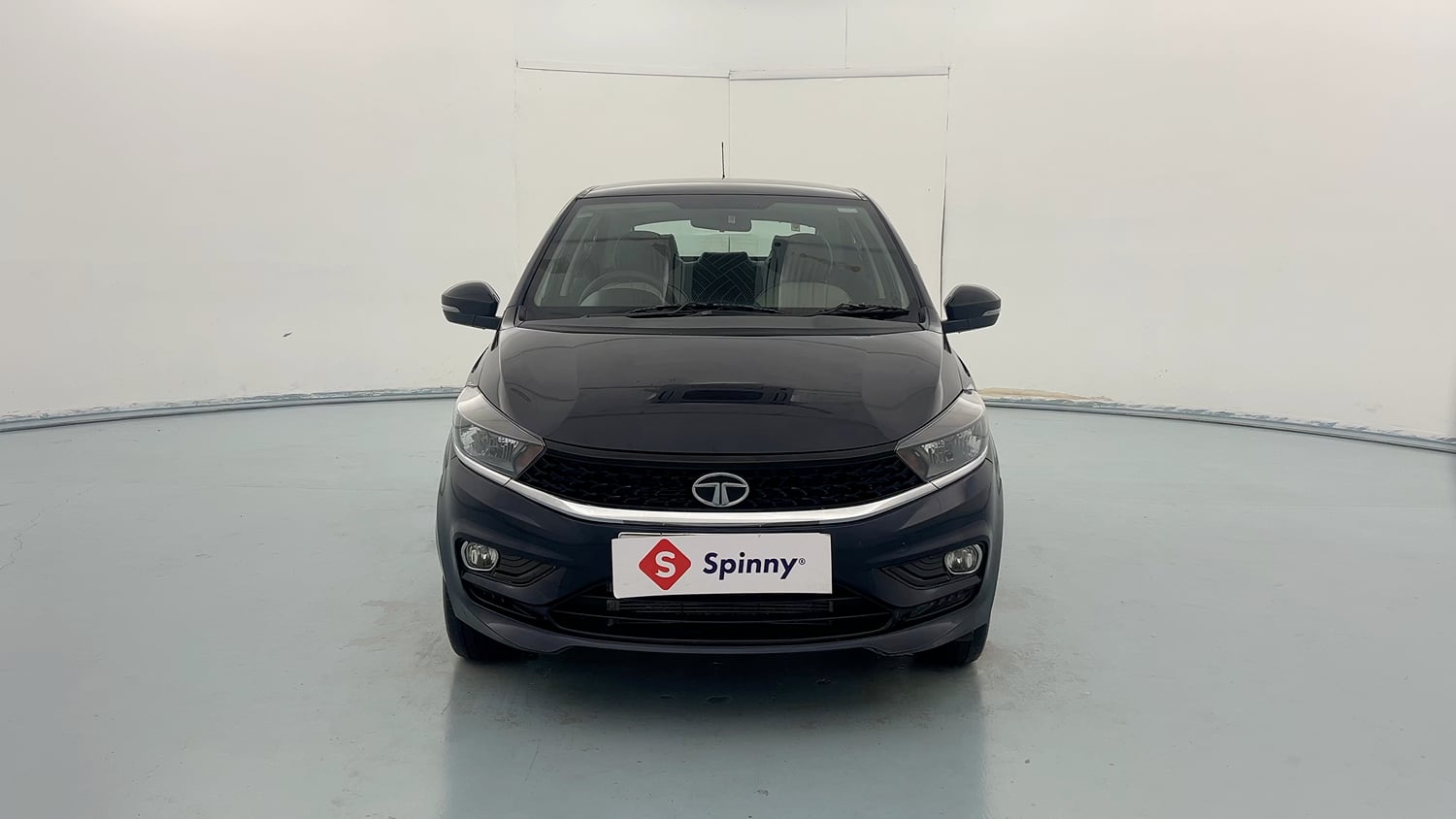 Used 2023 Tata Tigor XZ CNG Cng Manual exterior FRONT VIEW