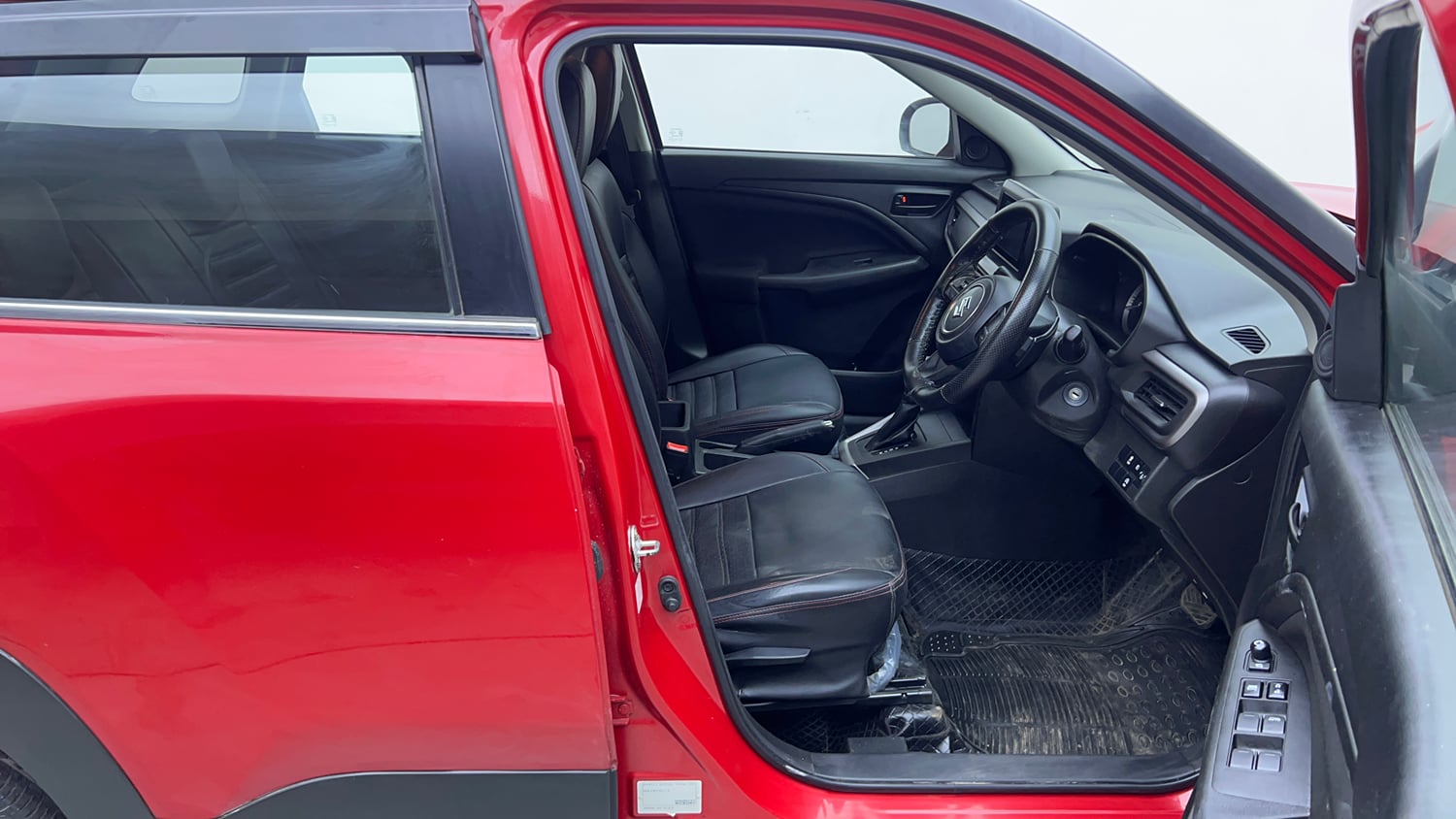 Used 2022 Maruti Suzuki Brezza Vxi AT Petrol Automatic interior RIGHT SIDE FRONT DOOR CABIN VIEW