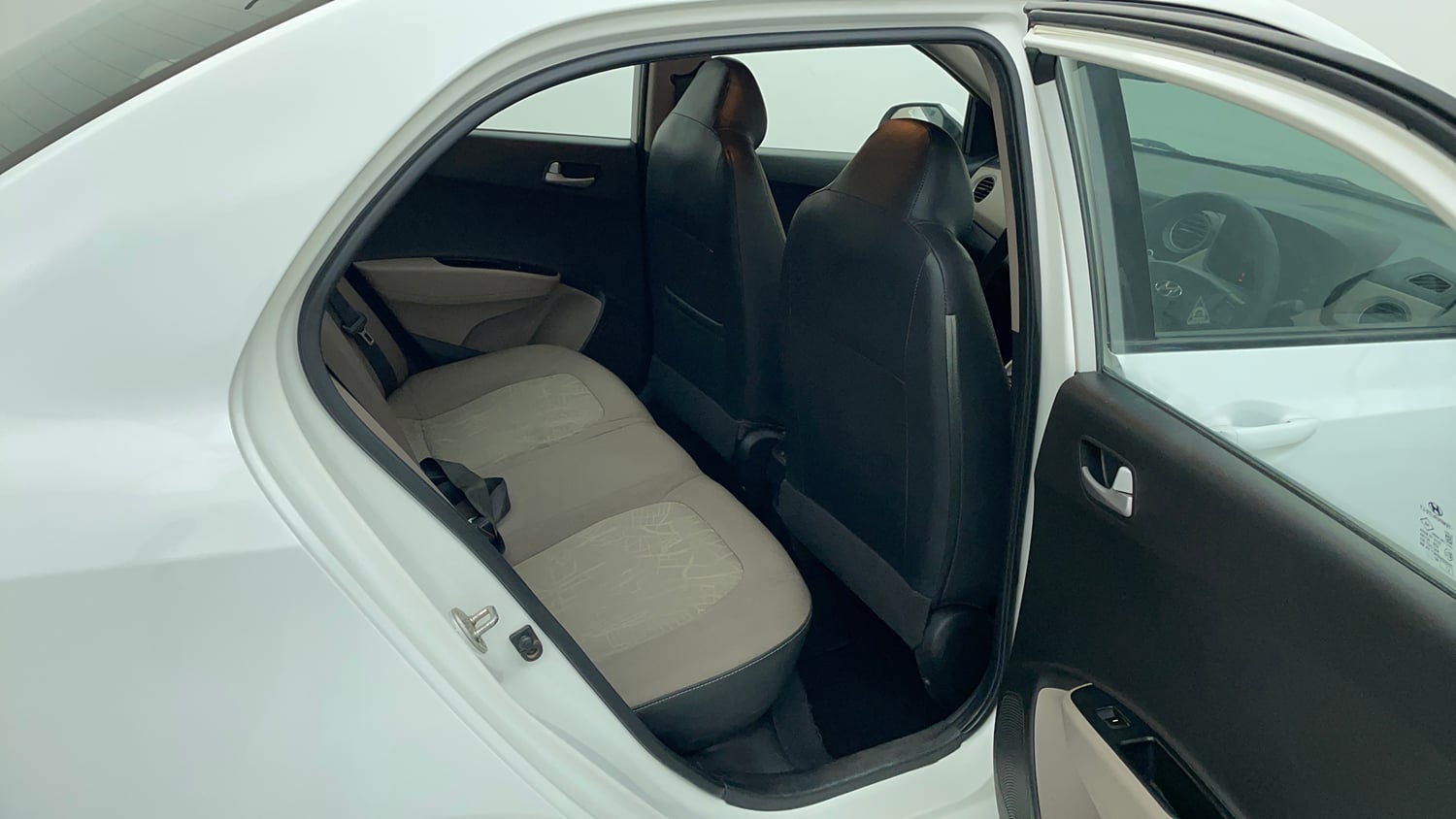 Used 2014 Hyundai Xcent S 1.2 (O) Petrol Manual interior RIGHT SIDE REAR DOOR CABIN VIEW