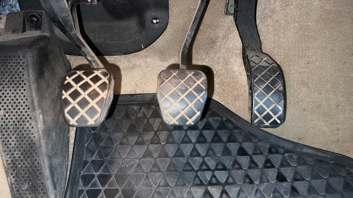Used 2021 Volkswagen Vento Highline 1.0L TSI Petrol Manual interior PEDALS VIEW