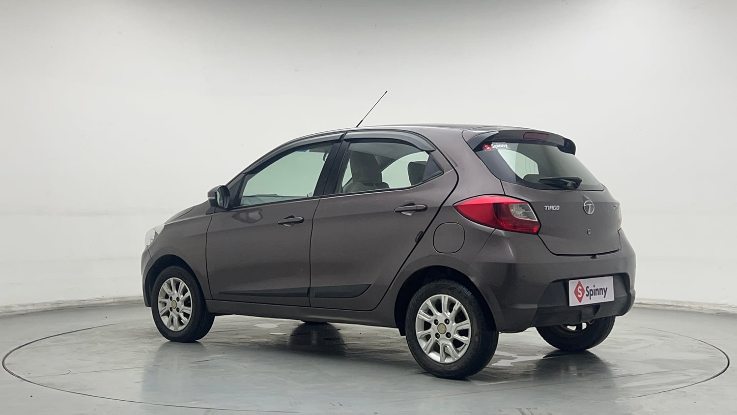 Used 2017 Tata Tiago Revotron XZA Petrol Automatic exterior LEFT REAR CORNER VIEW