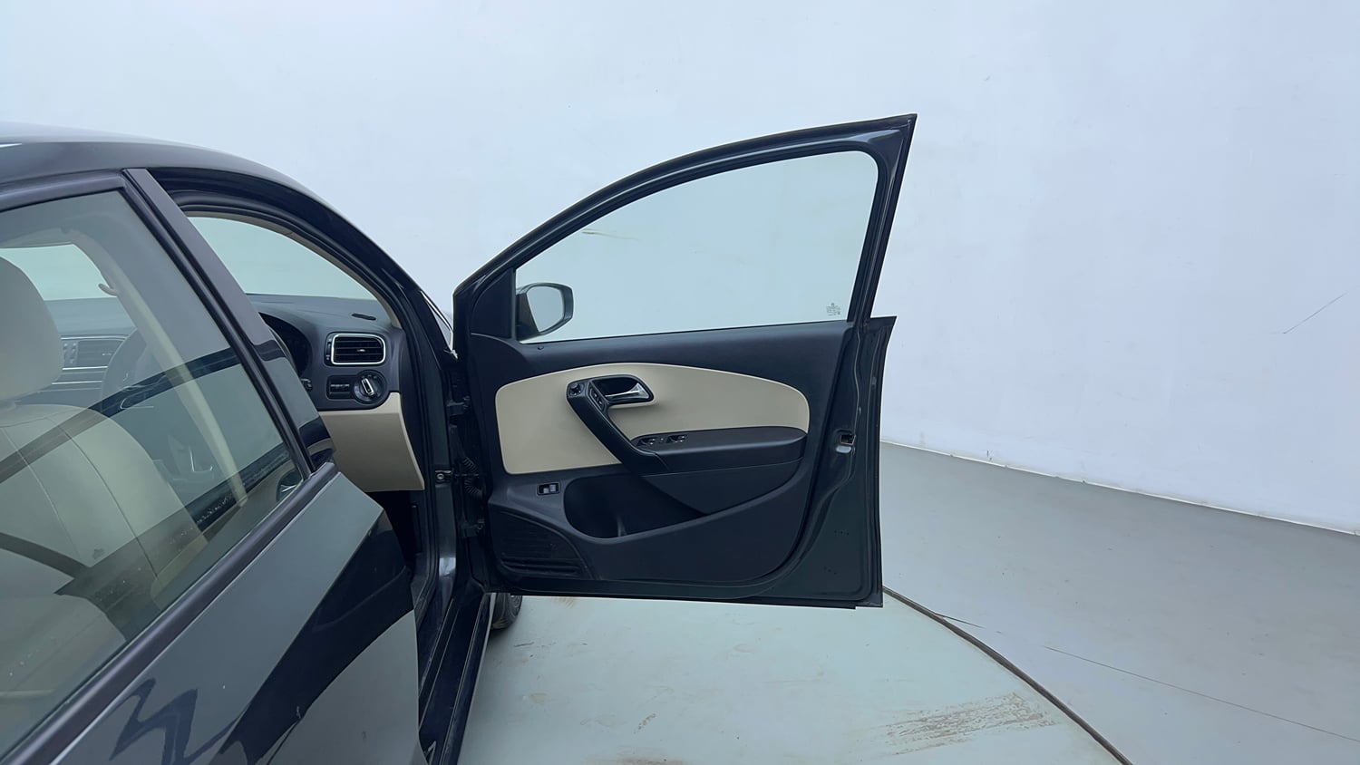 Used 2018 Skoda Rapid Style 1.6 MPI AT Petrol Automatic interior RIGHT FRONT DOOR OPEN VIEW