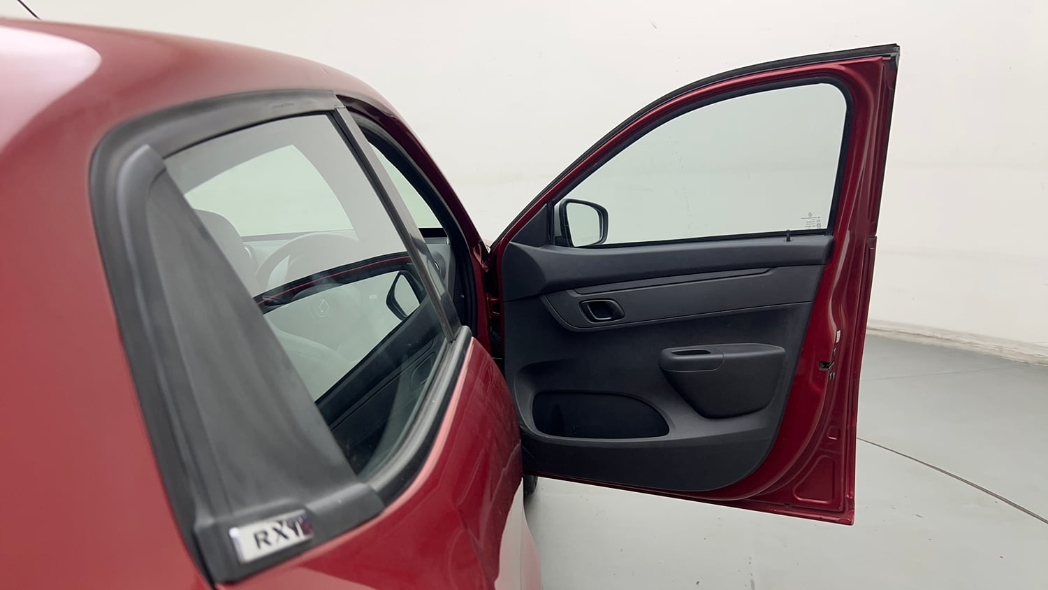 Used 2017 Renault Kwid 1.0 RXT Petrol Manual interior RIGHT FRONT DOOR OPEN VIEW
