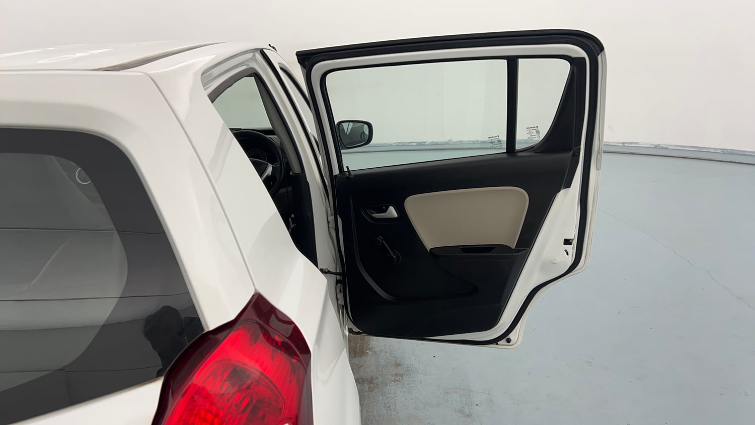 Used 2021 Maruti Suzuki Alto 800 VXi Petrol Manual interior RIGHT REAR DOOR OPEN VIEW