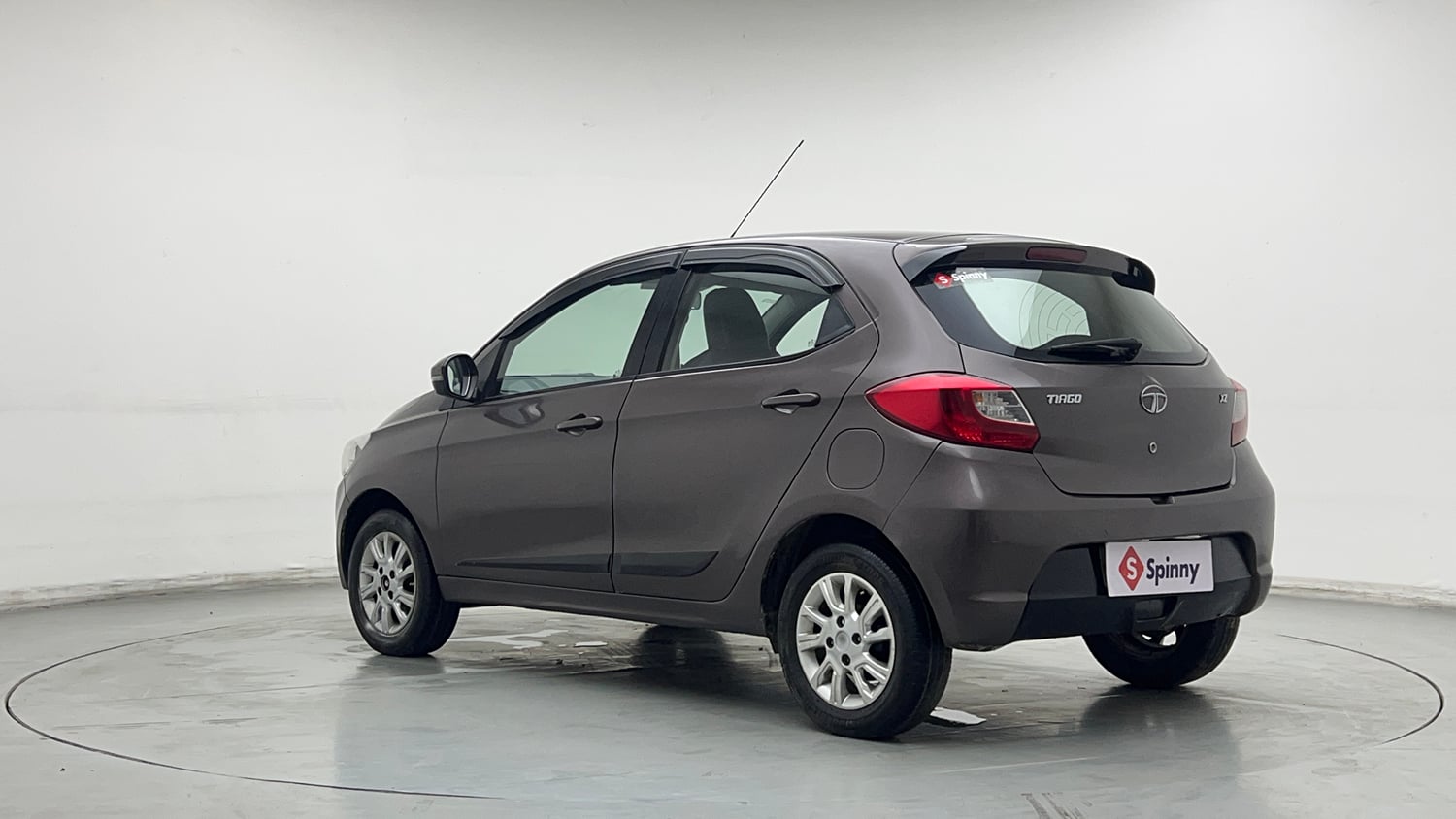 Used 2017 Tata Tiago Revotron XZ Petrol Manual exterior LEFT REAR CORNER VIEW