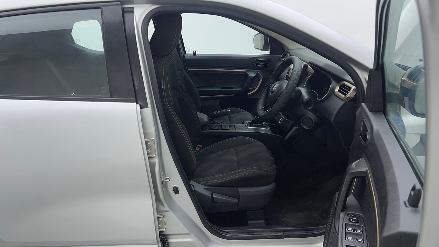 Used 2021 Renault Kiger RXT AMT Petrol Automatic interior RIGHT SIDE FRONT DOOR CABIN VIEW