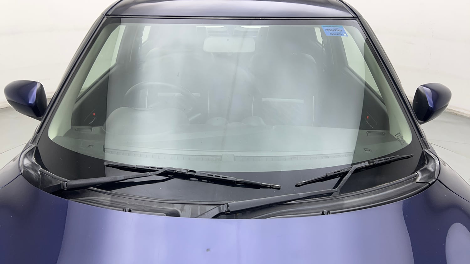 Used 2021 Maruti Suzuki Swift VXi Petrol Manual exterior FRONT WINDSHIELD VIEW