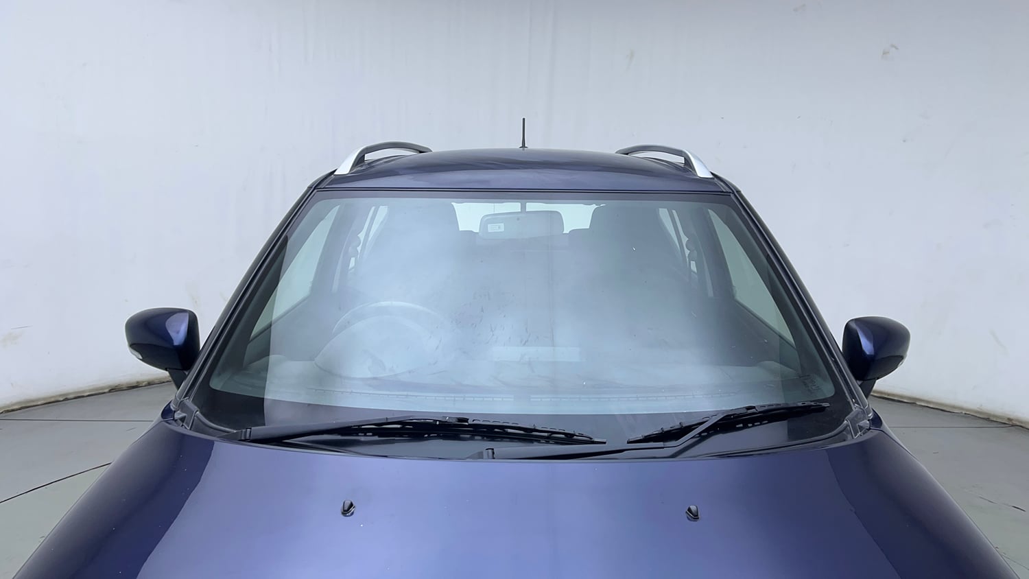 Used 2024 Maruti Suzuki Ignis Delta 1.2 MT Petrol Manual exterior FRONT WINDSHIELD VIEW