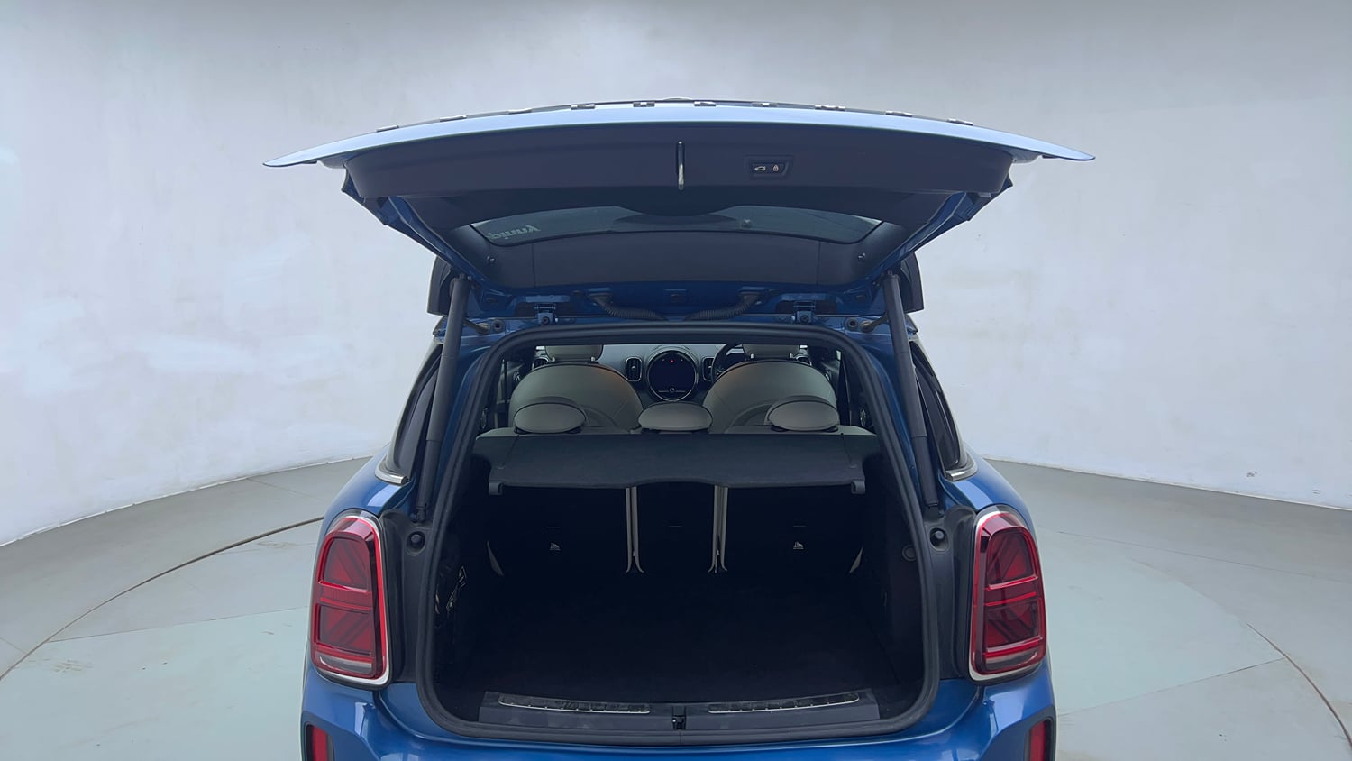 Used 2021 Mini Countryman Cooper S JCW Inspired Petrol Automatic interior DICKY DOOR OPEN VIEW