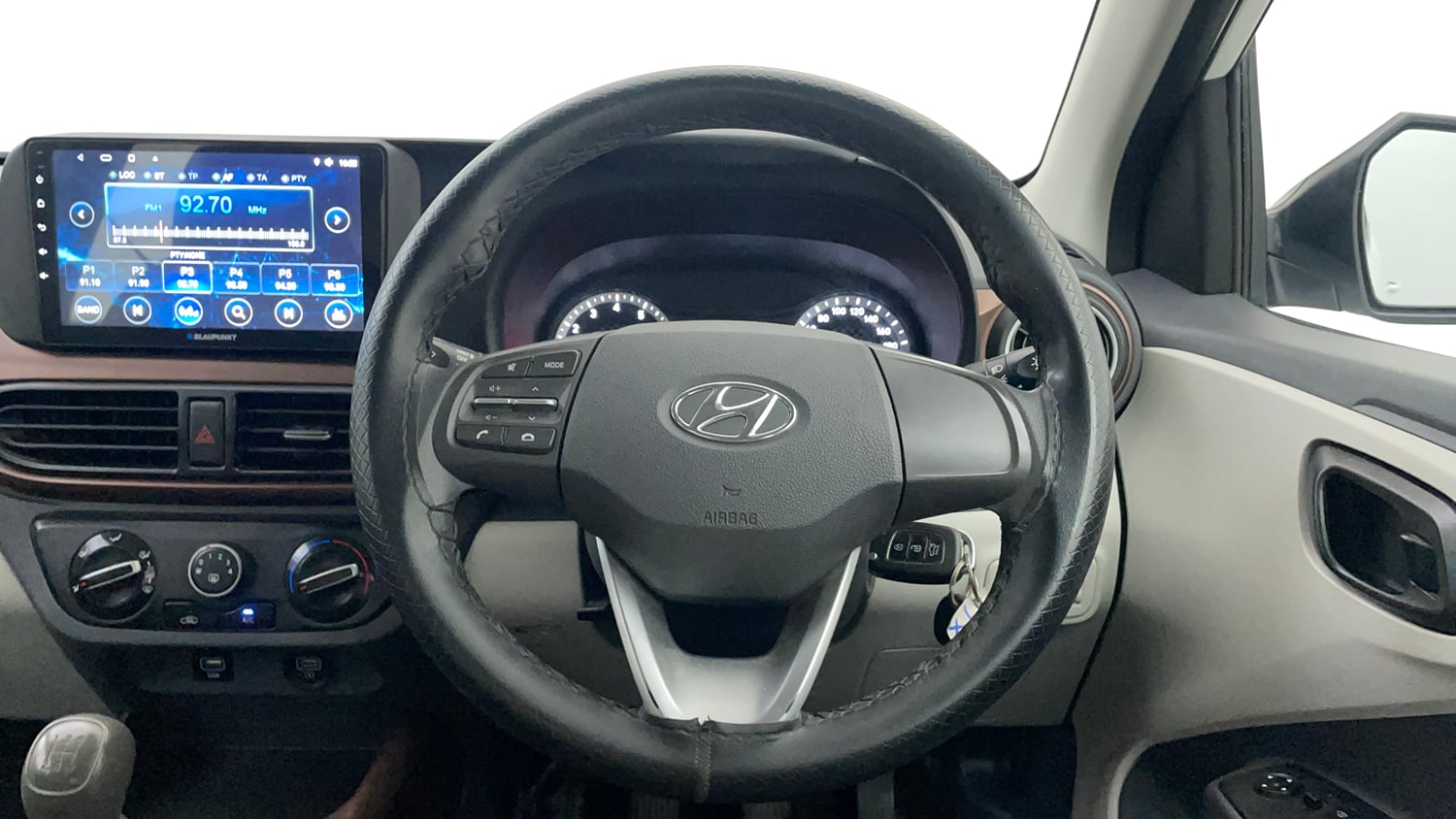 Used 2022 Hyundai Aura S 1.2 CNG Cng Manual interior STEERING VIEW
