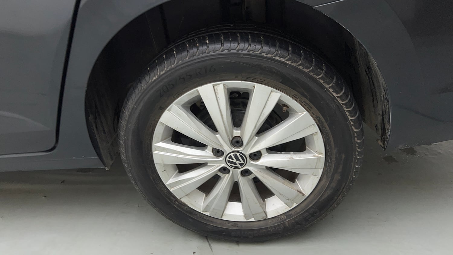 Used 2024 Volkswagen Virtus Highline 1.0 TSI AT Petrol Automatic tyres LEFT REAR TYRE RIM VIEW
