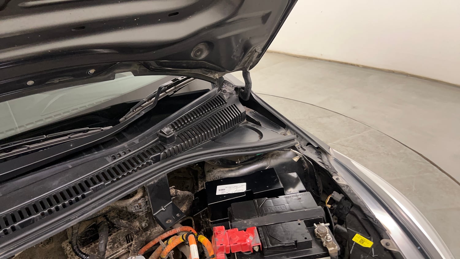 Used 2023 Tata Tiago EV XZ Plus Long Range Electric Automatic engine ENGINE LEFT SIDE HINGE & APRON VIEW