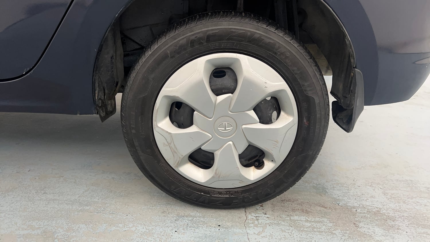 Used 2023 Tata Tigor XZ CNG Cng Manual tyres LEFT REAR TYRE RIM VIEW