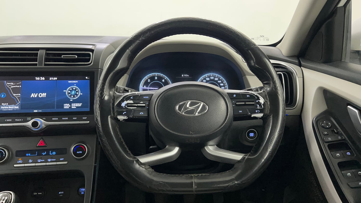 Used 2023 Hyundai Creta SX 1.5 Diesel Diesel Manual interior STEERING VIEW