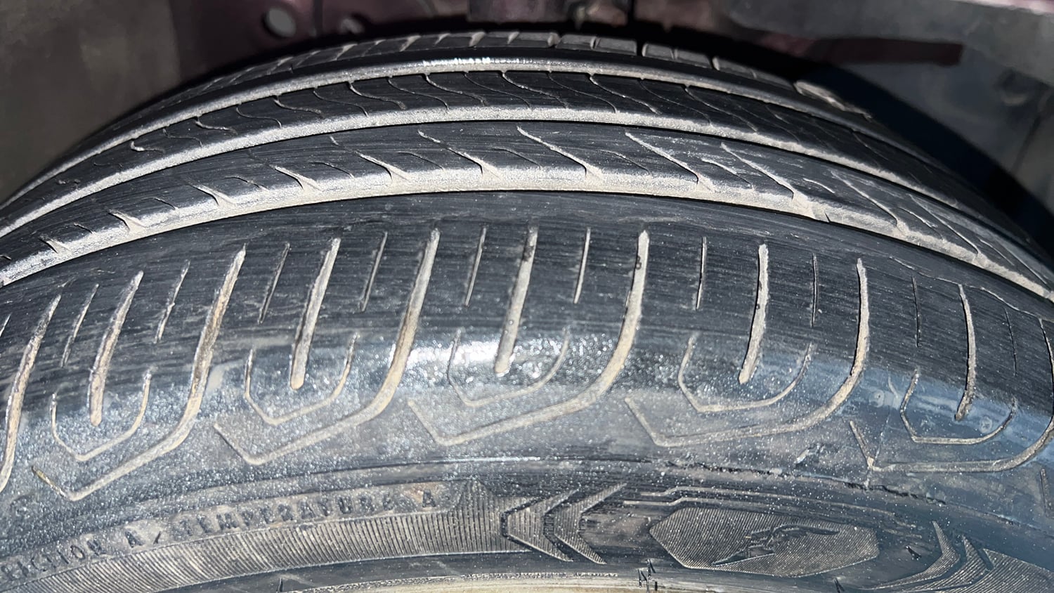 Used 2016 Honda Jazz V AT Petrol Petrol Automatic tyres RIGHT FRONT TYRE TREAD VIEW