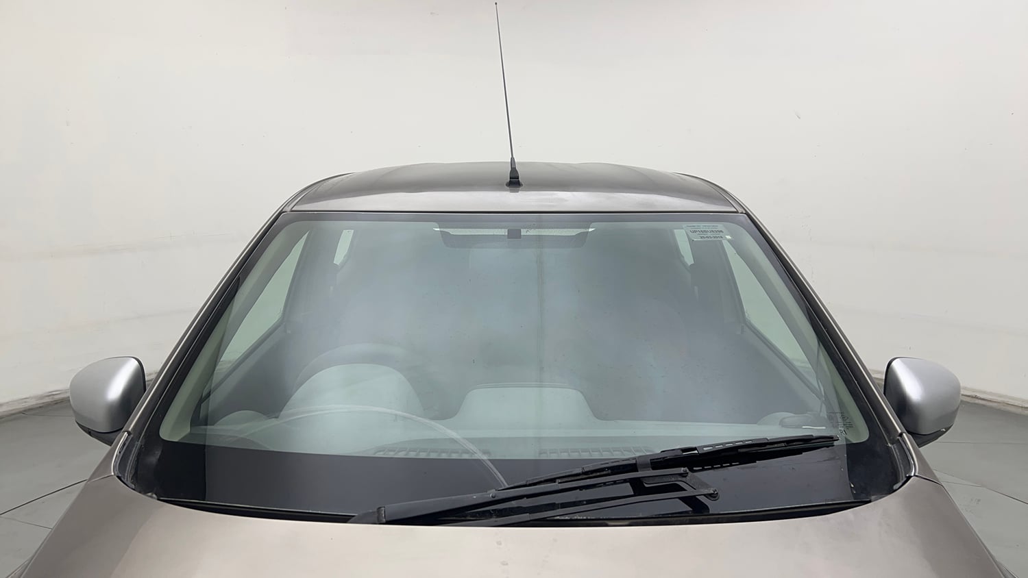 Used 2018 Renault Kwid 1.0 RXT AMT Opt Petrol Automatic exterior FRONT WINDSHIELD VIEW