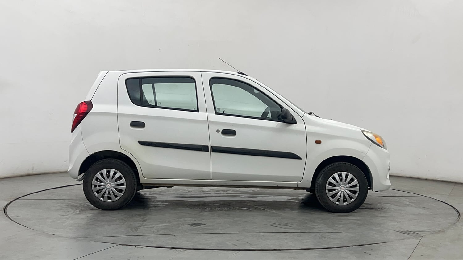 Used 2018 Maruti Suzuki Alto 800 VXi Petrol Manual exterior RIGHT SIDE VIEW