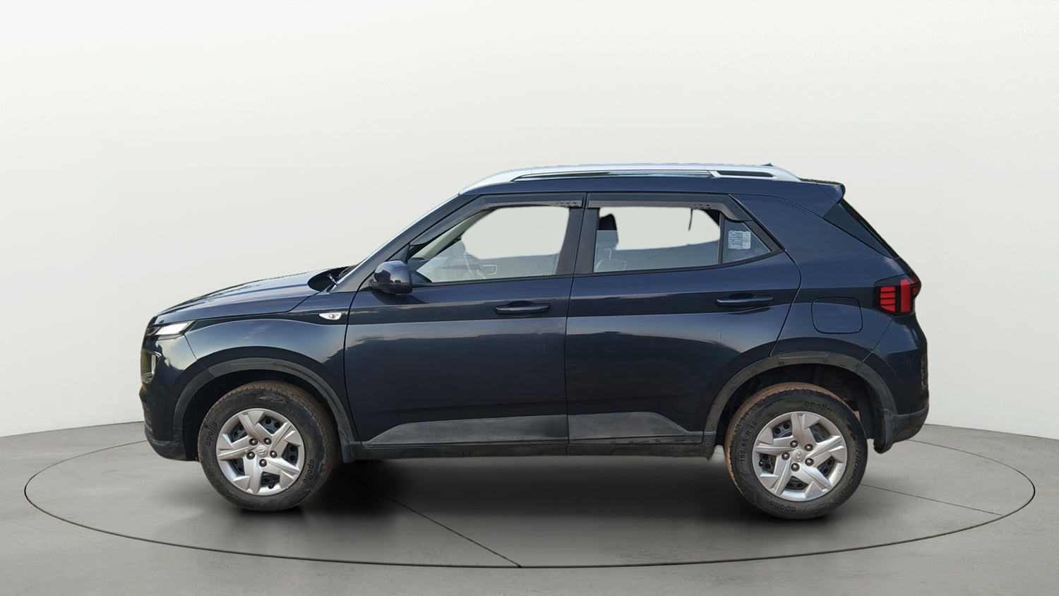 Used 2022 Hyundai Venue S 1.2 Petrol Petrol Manual exterior LEFT SIDE VIEW