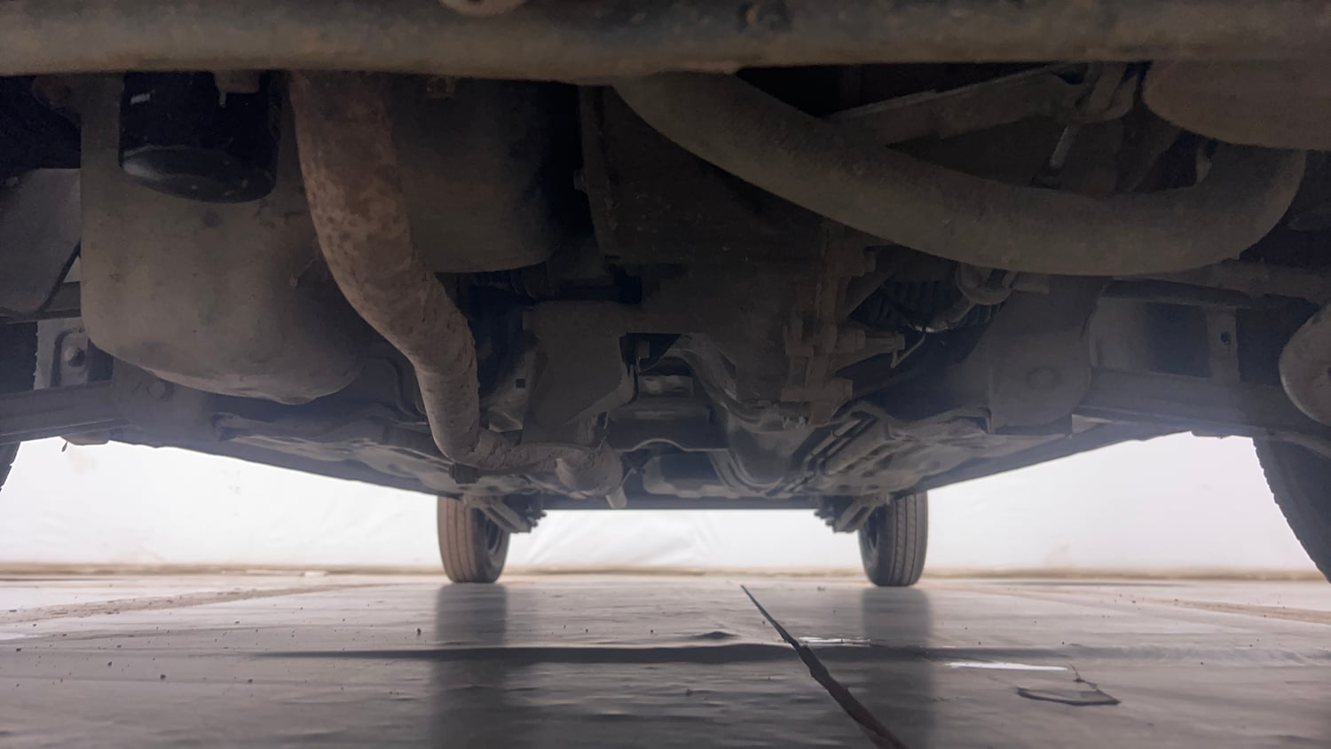 Used 2017 Maruti Suzuki Alto 800 LXi Petrol Manual extra FRONT LEFT UNDERBODY VIEW
