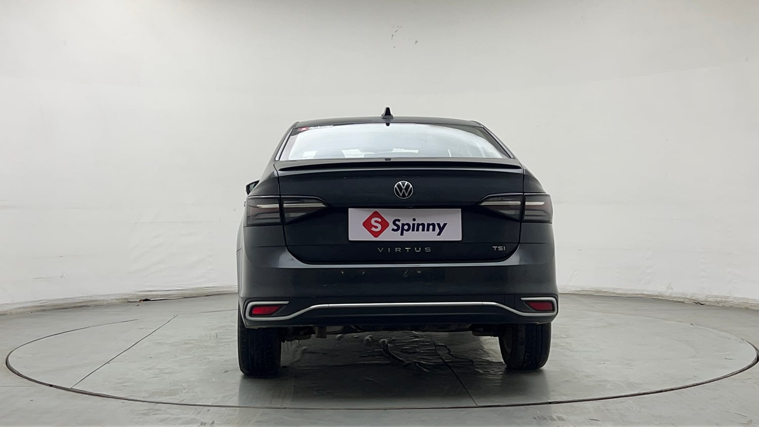 Used 2024 Volkswagen Virtus Highline 1.0 TSI AT Petrol Automatic exterior BACK VIEW